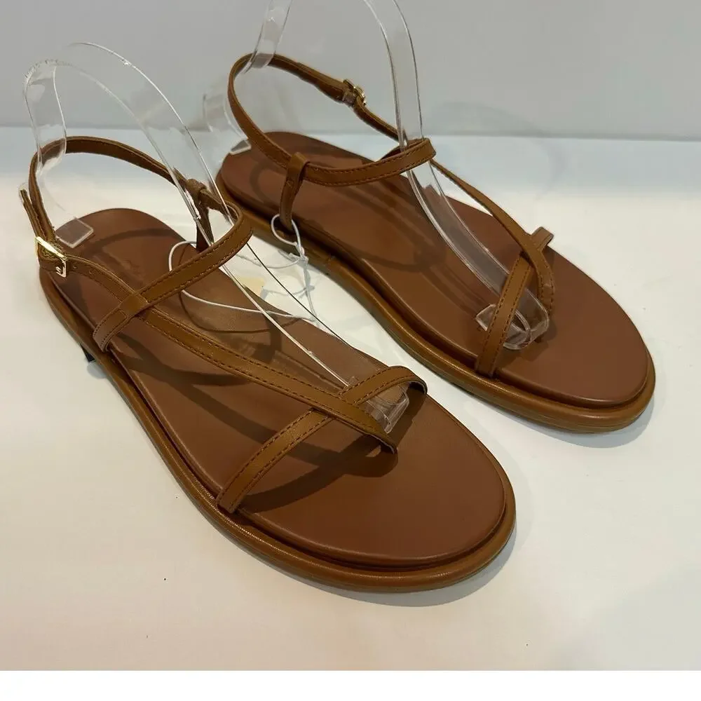 Universal Thread Ivy Strappy Sandals Women’s Size 9 Brown NWT Flat Sandals